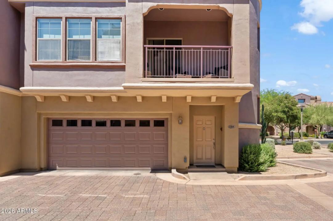 Real Estate Picture 5