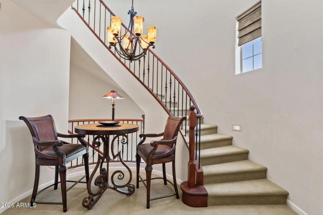 Real Estate Picture 18