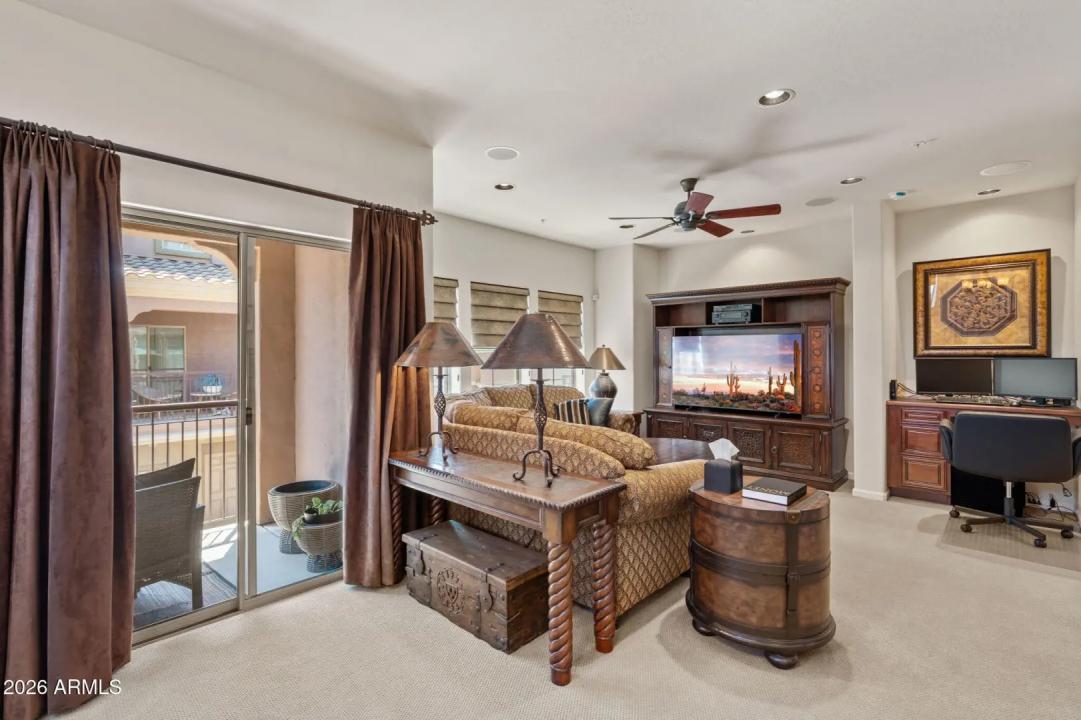 Real Estate Picture 9