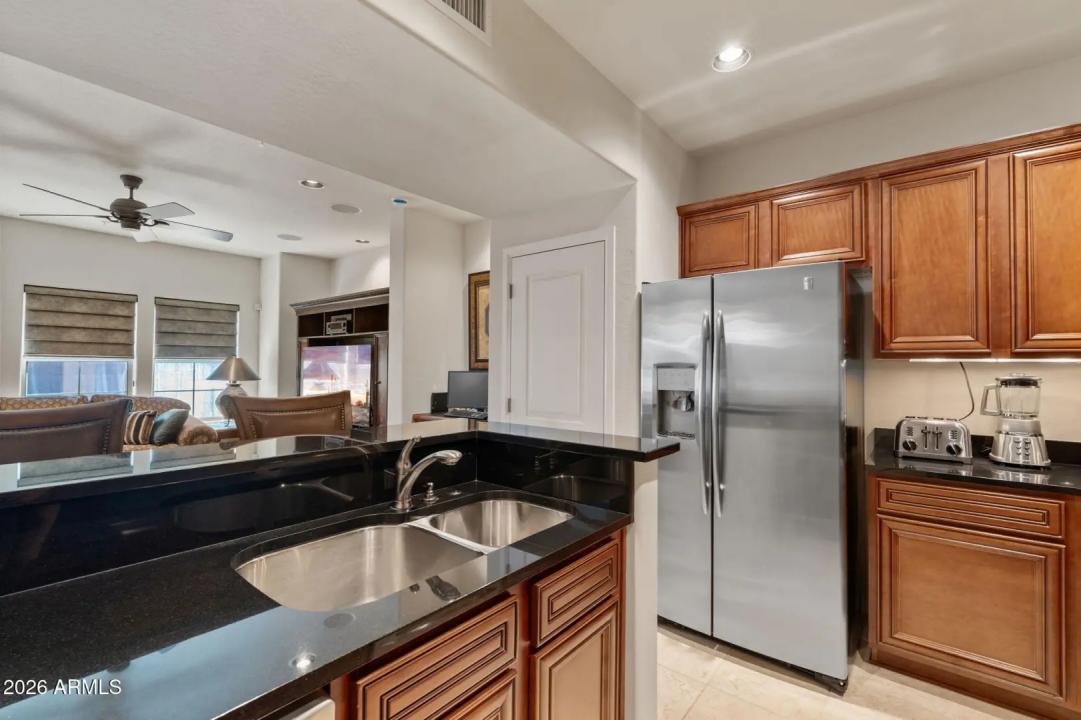 Real Estate Picture 15