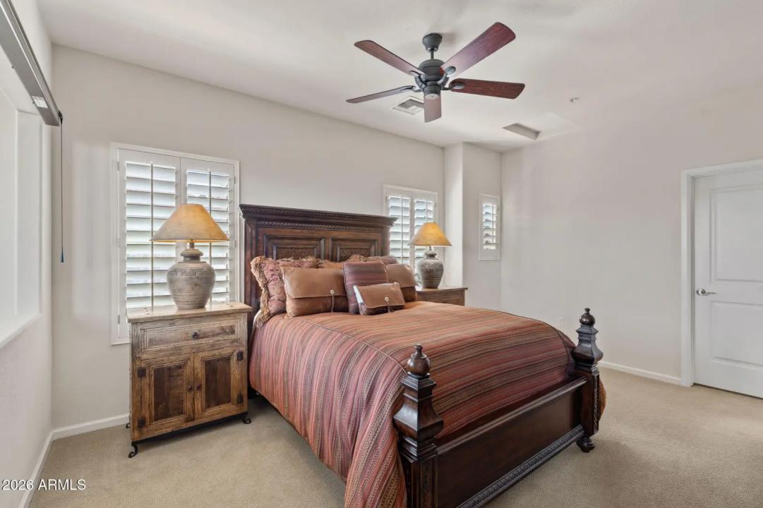 Real Estate Picture 23