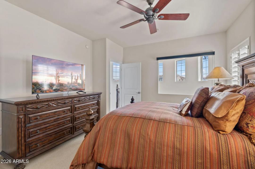Real Estate Picture 25