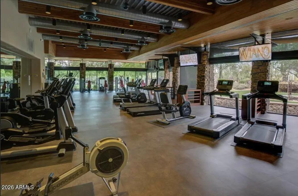 Real Estate Picture 24