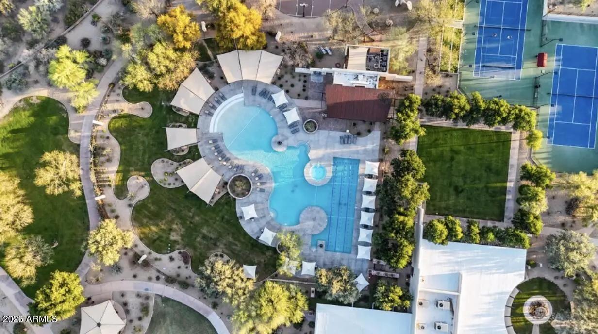 Real Estate Picture 39