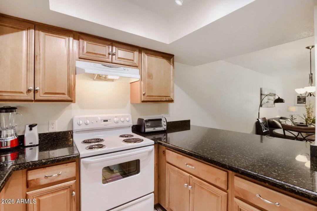 Real Estate Picture 5