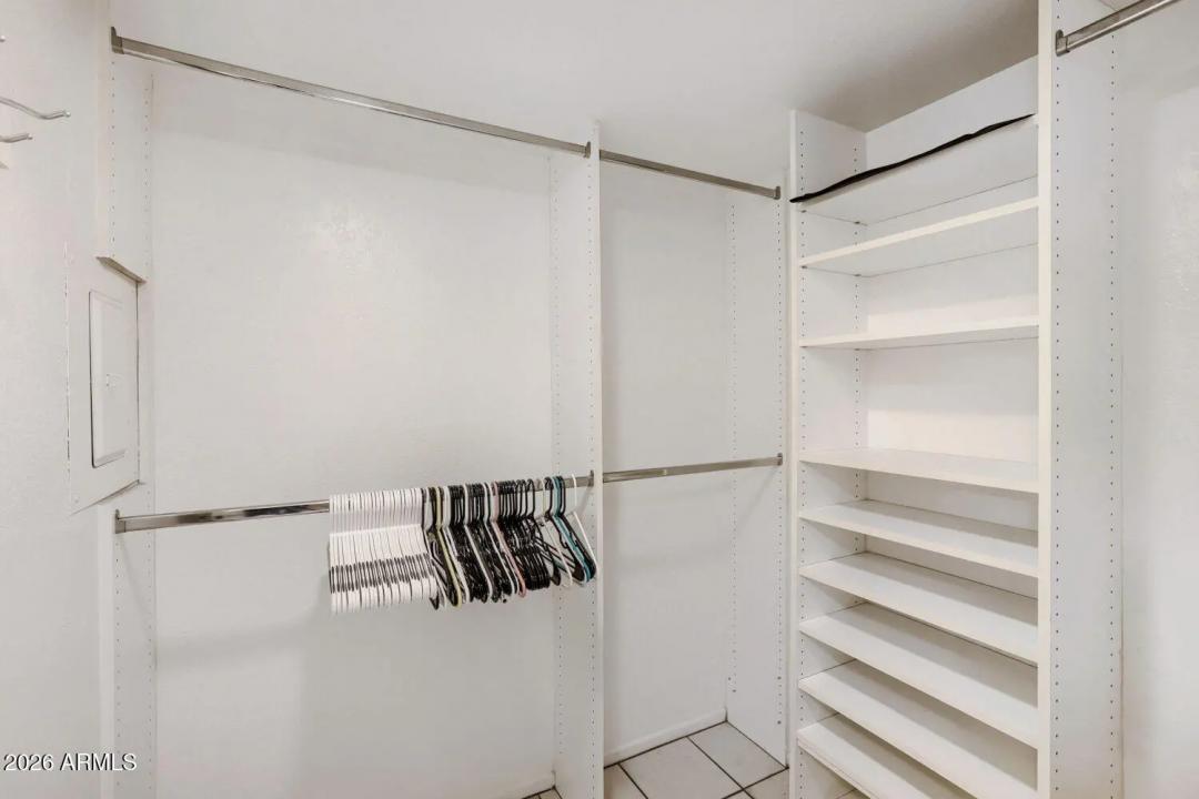 Real Estate Picture 9