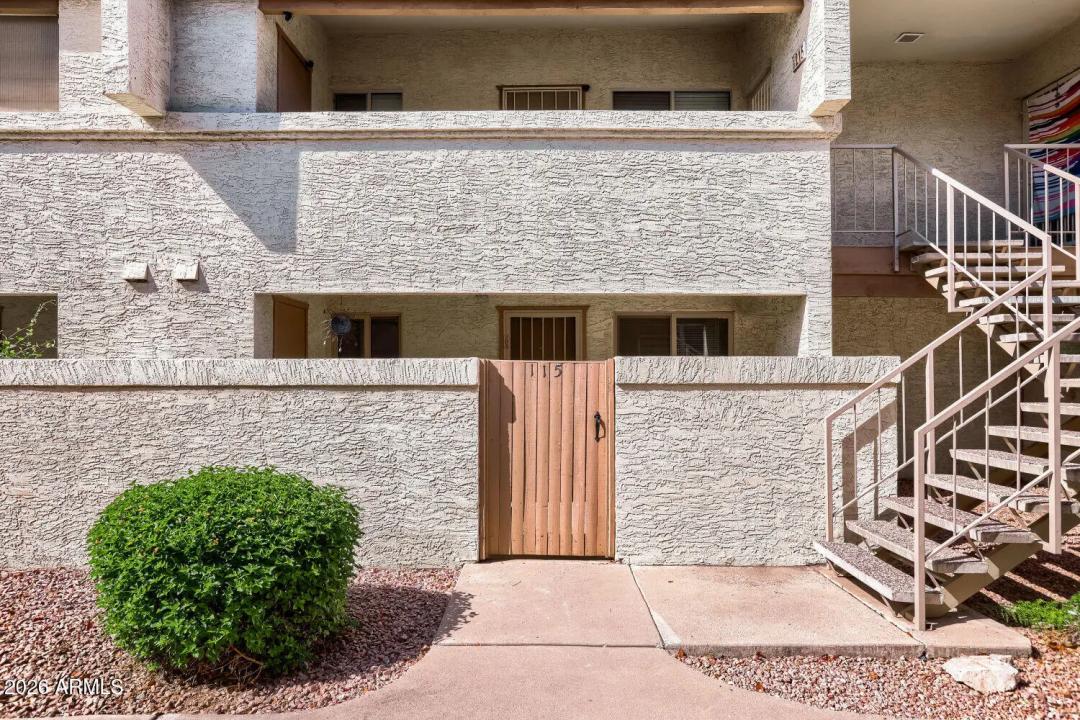 Real Estate Picture 13