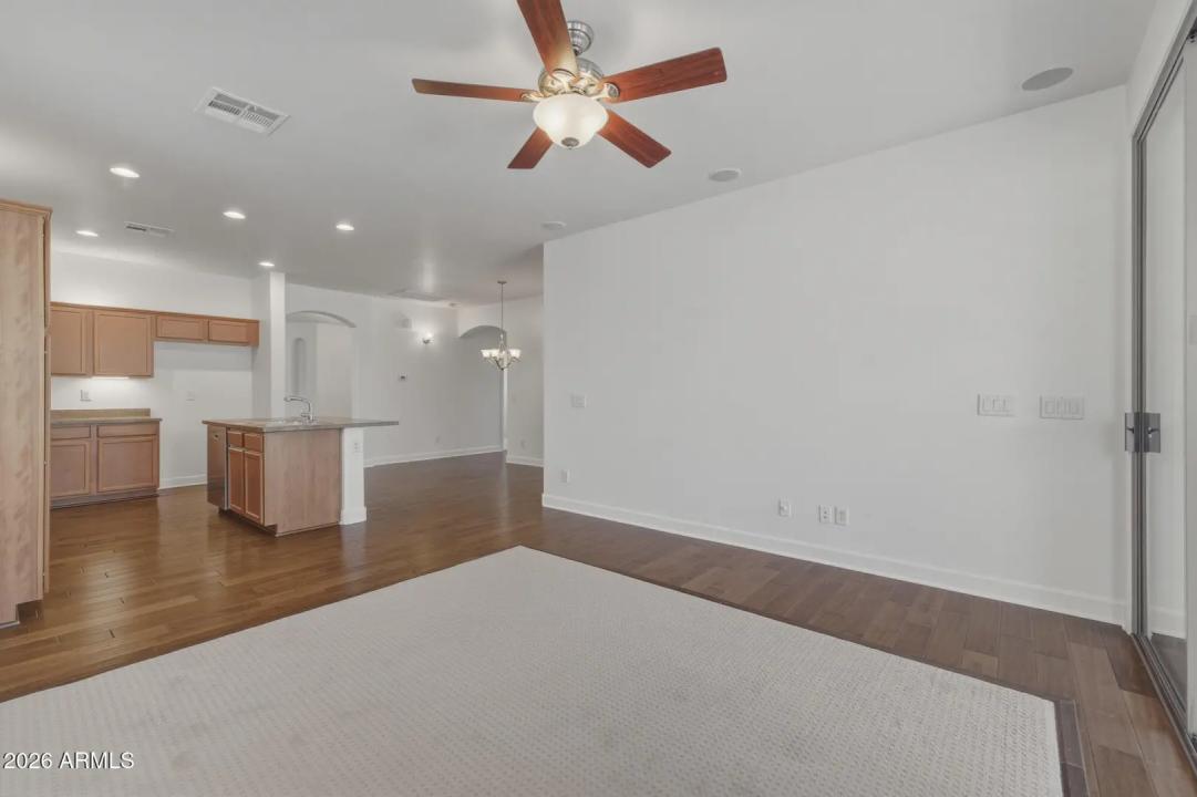 Real Estate Picture 19