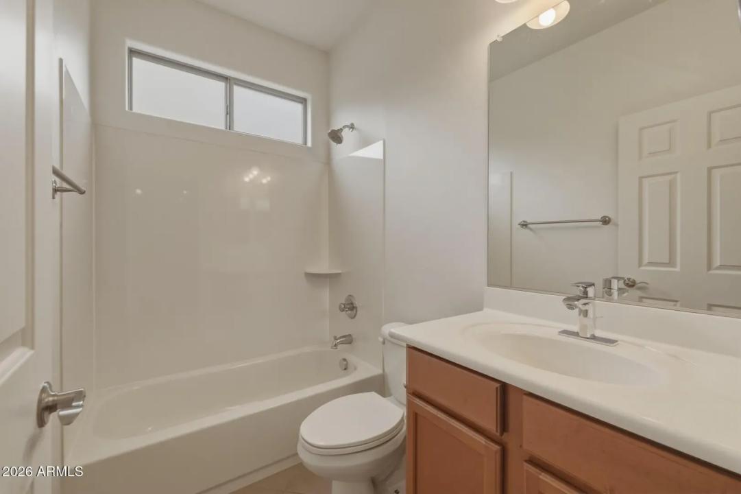 Real Estate Picture 28