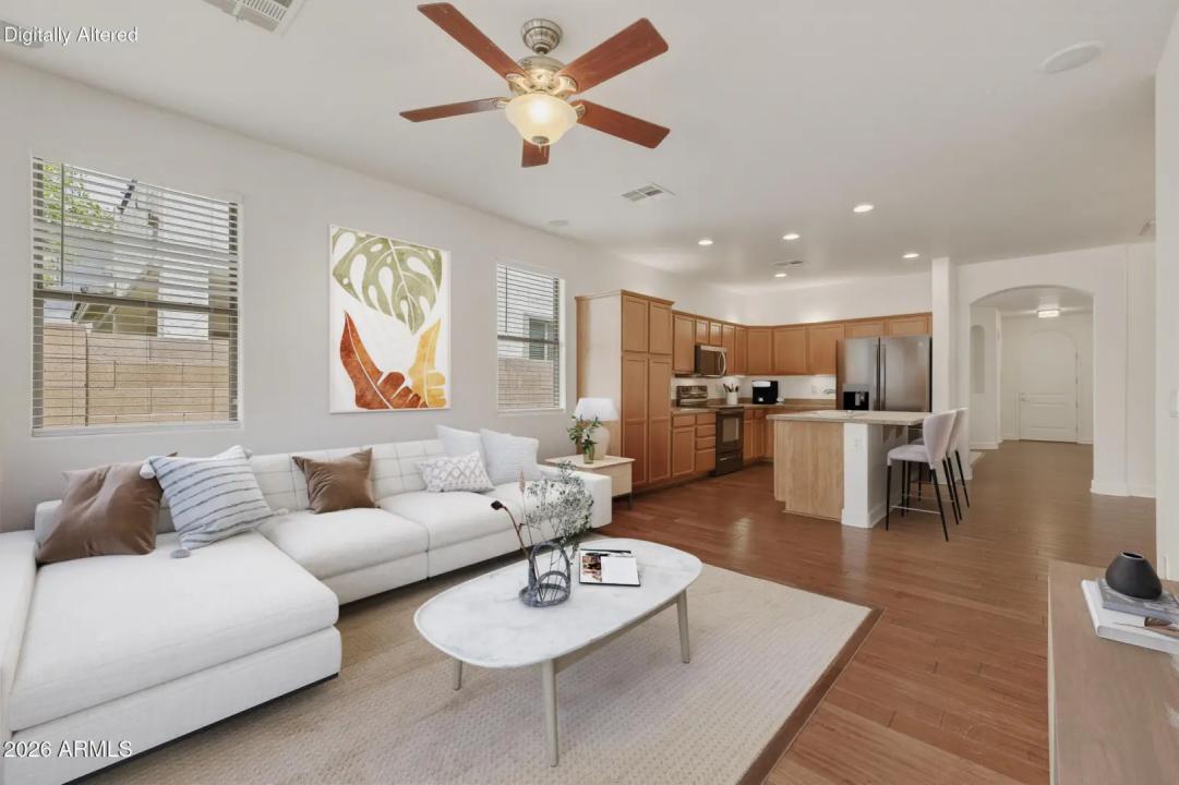 Real Estate Picture 17