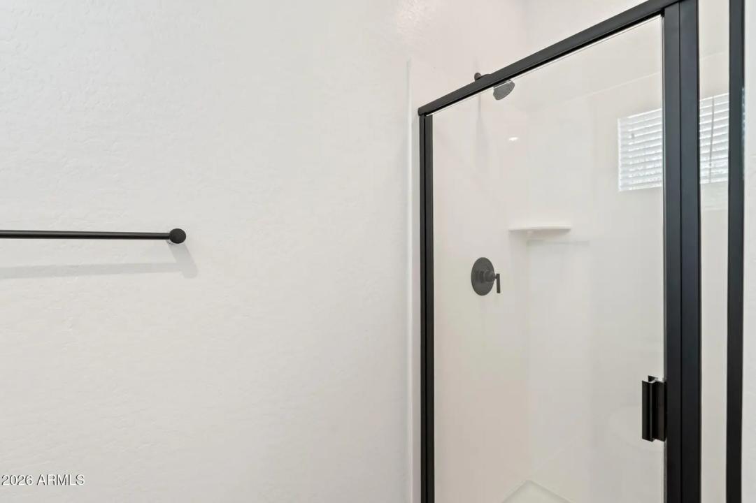 Real Estate Picture 12