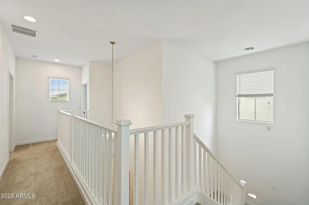 Real Estate Picture 24