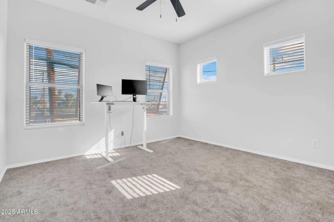 Real Estate Picture 13
