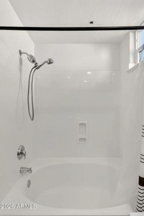 Real Estate Picture 25
