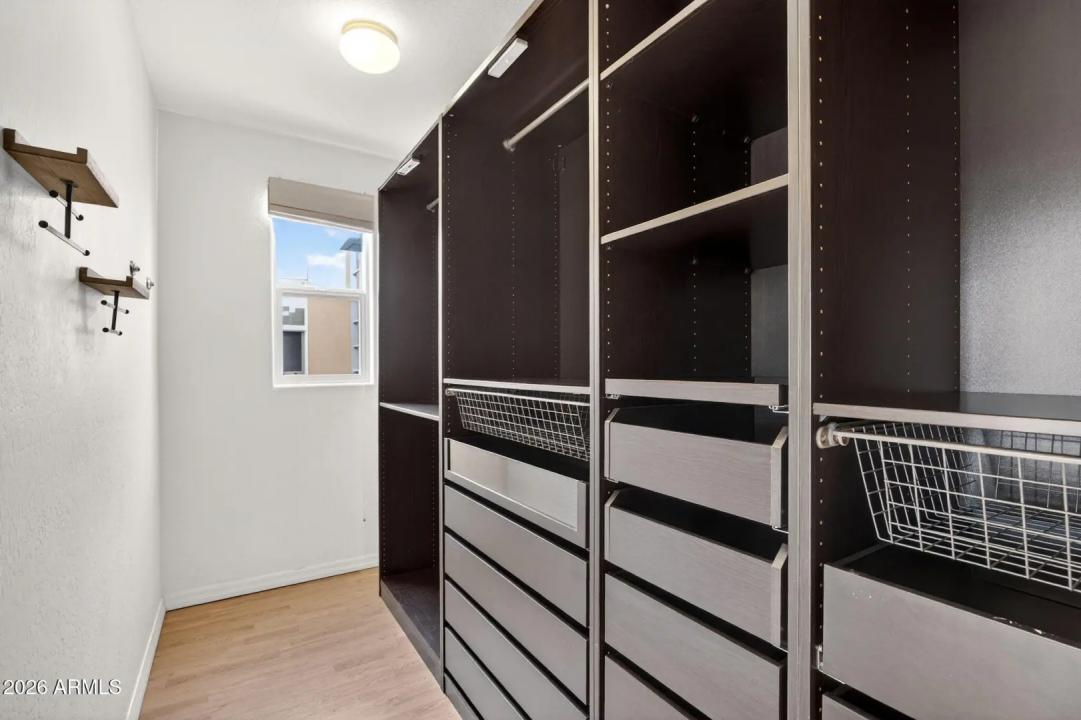 Real Estate Picture 27