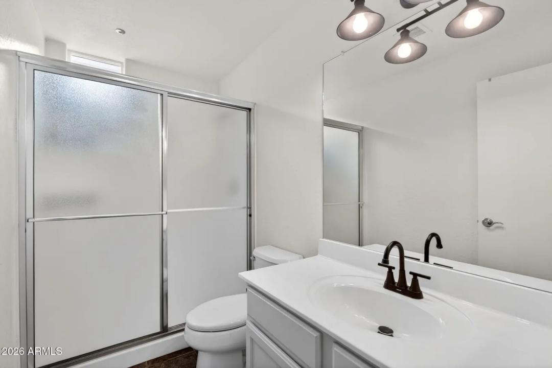 Real Estate Picture 30