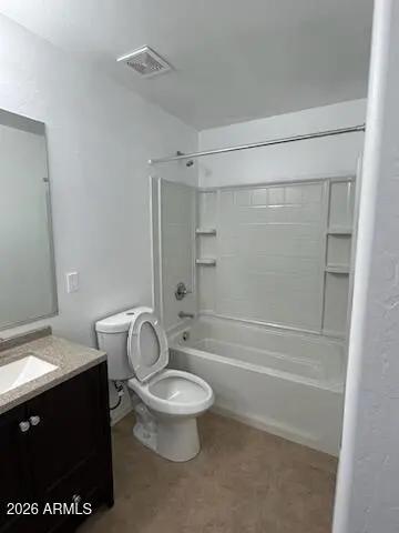 Real Estate Picture 11