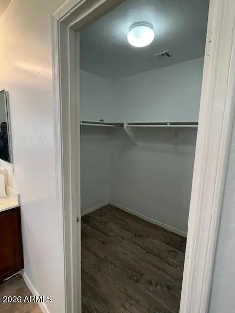 Real Estate Picture 14