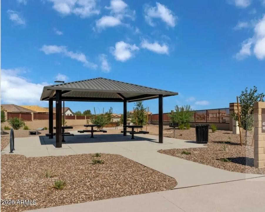 Real Estate Picture 35