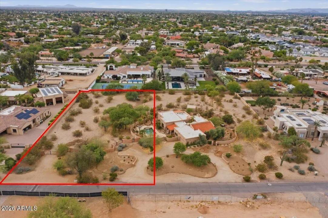 Real Estate Picture 2