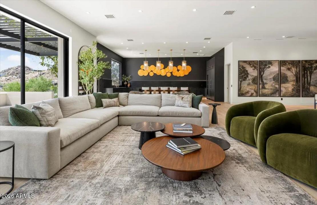 Real Estate Picture 17