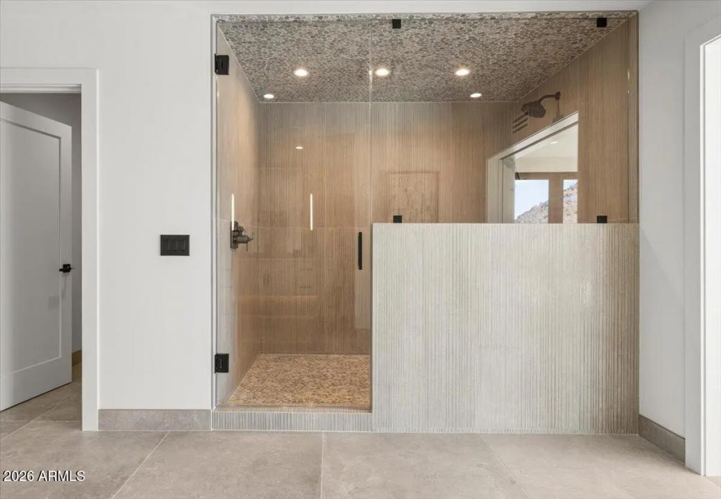 Real Estate Picture 43