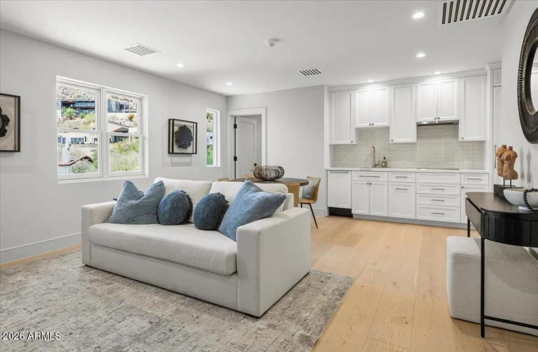Real Estate Picture 56