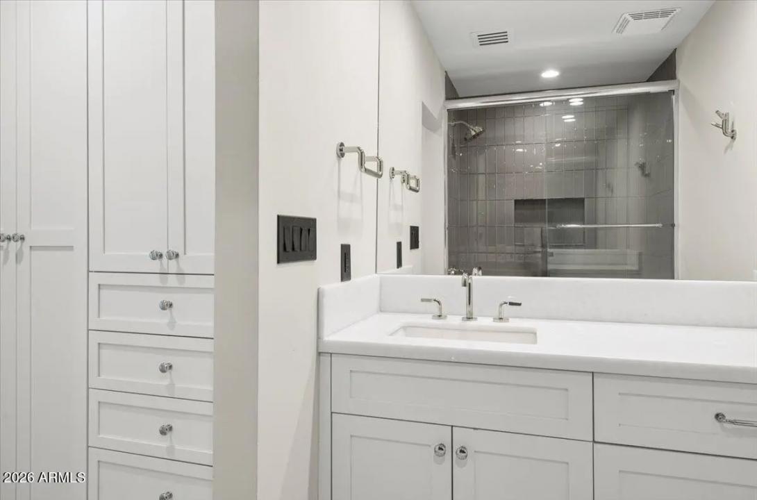 Real Estate Picture 55