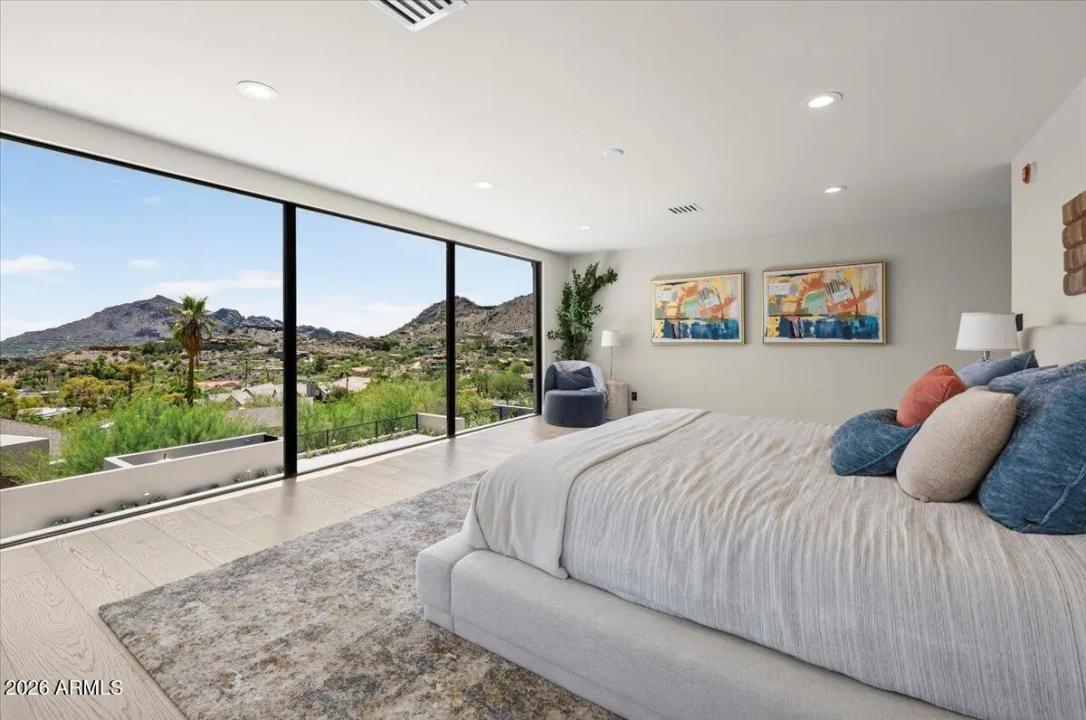 Real Estate Picture 47