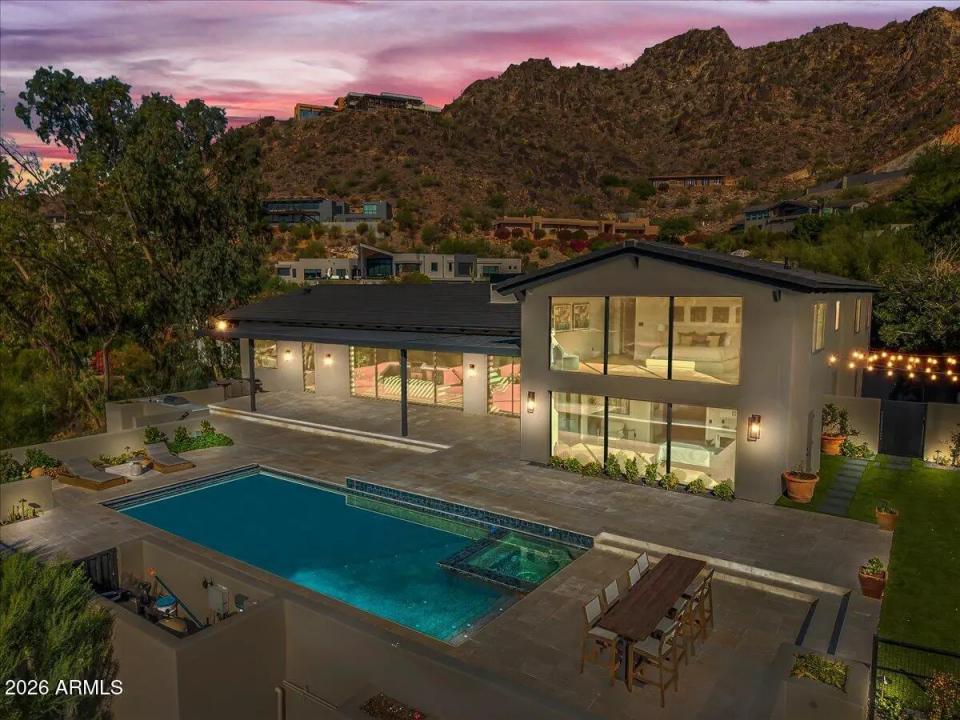7347 N RED LEDGE Drive Paradise Valley AZ 85253