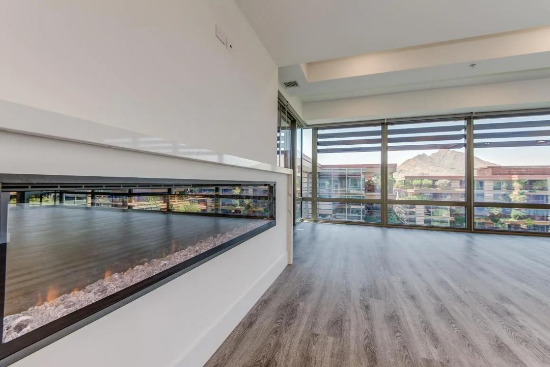 Real Estate Picture 5