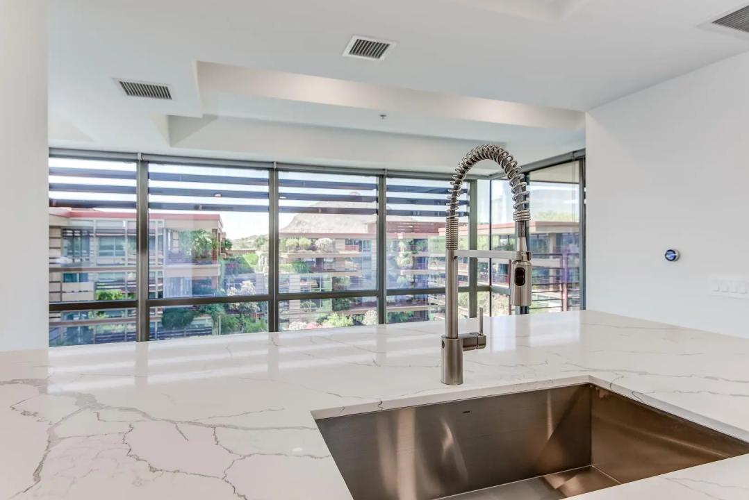 Real Estate Picture 17