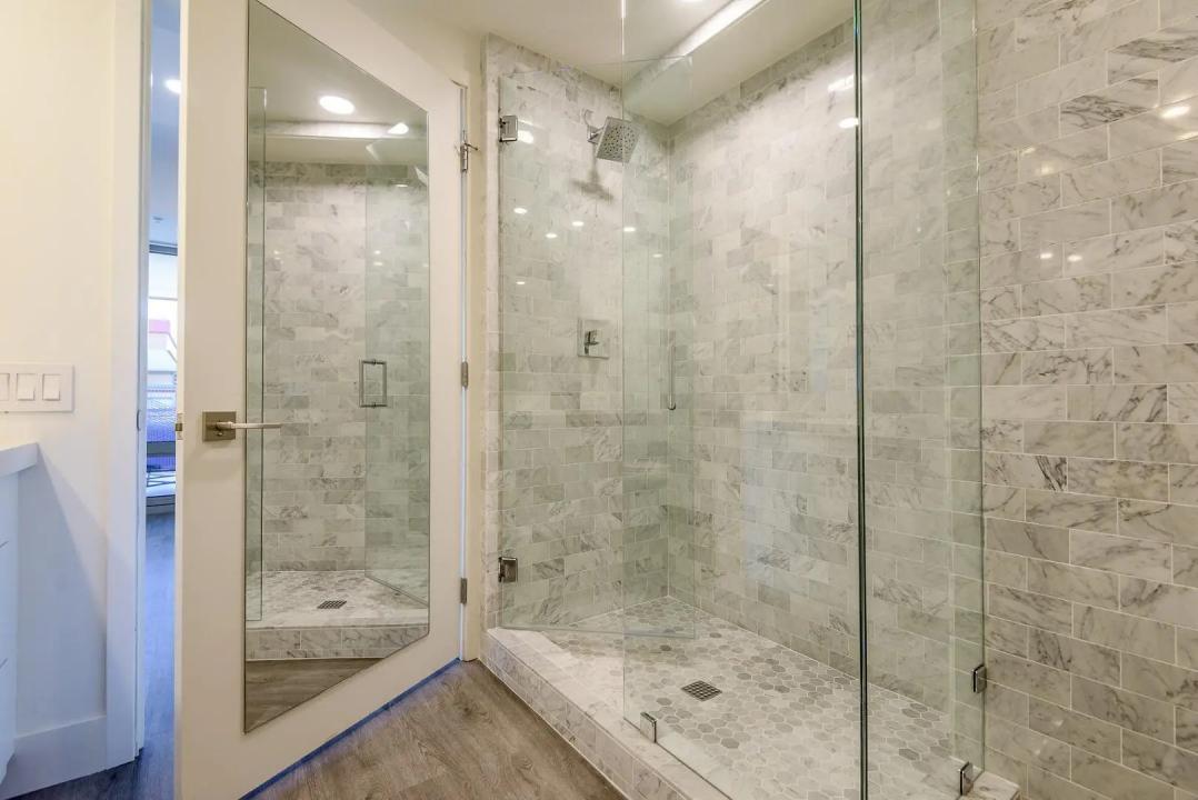 Real Estate Picture 22