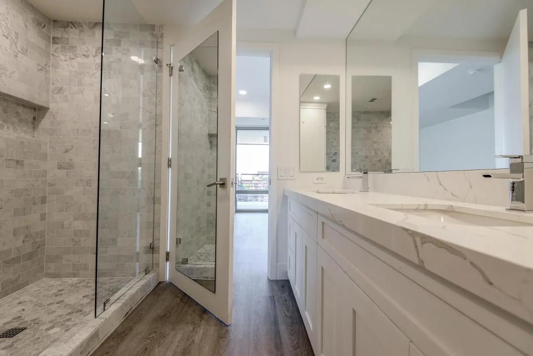 Real Estate Picture 29