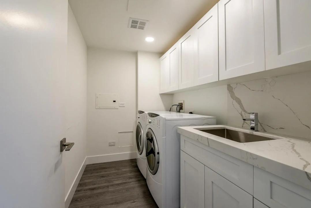 Real Estate Picture 33