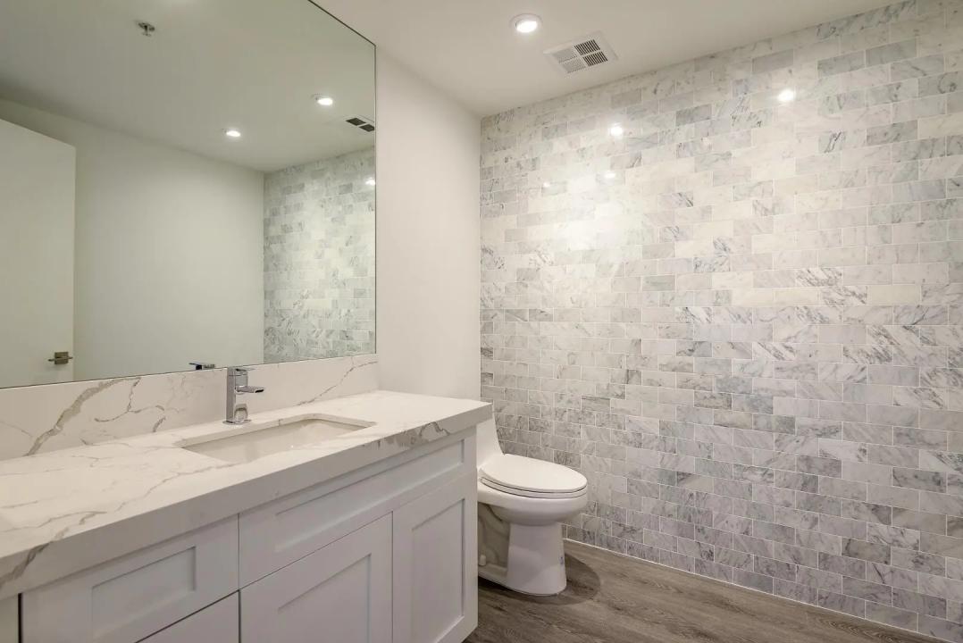Real Estate Picture 34
