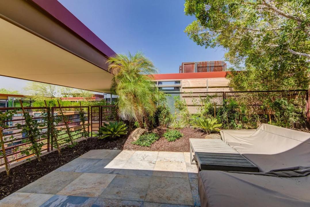 Real Estate Picture 42