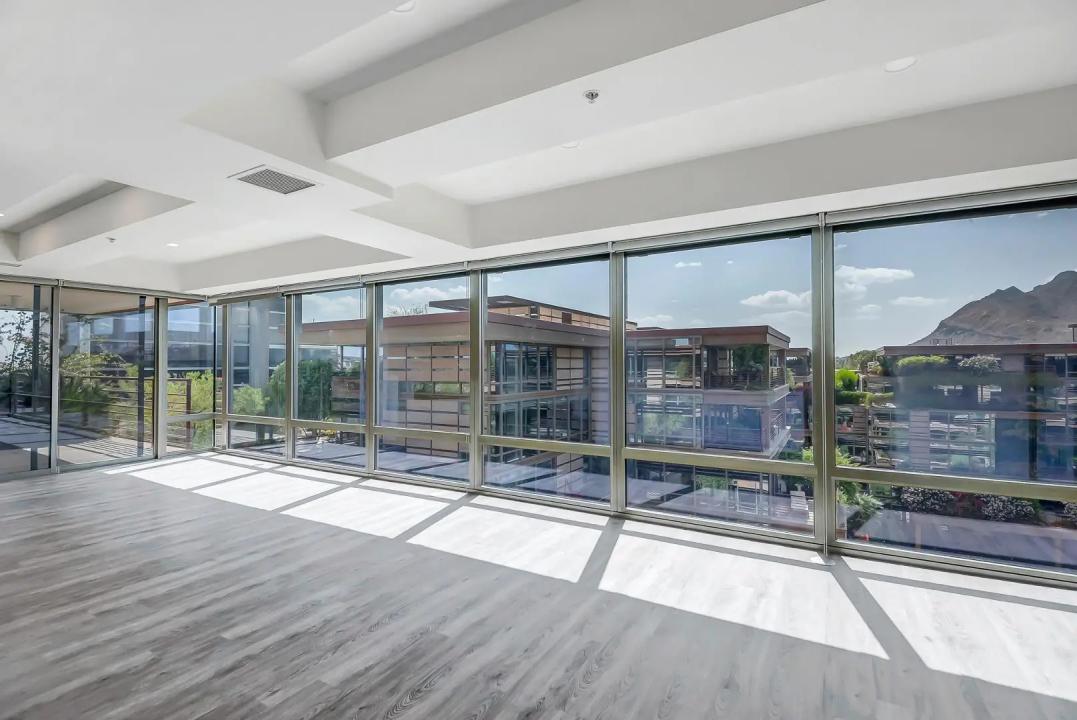 Real Estate Picture 15