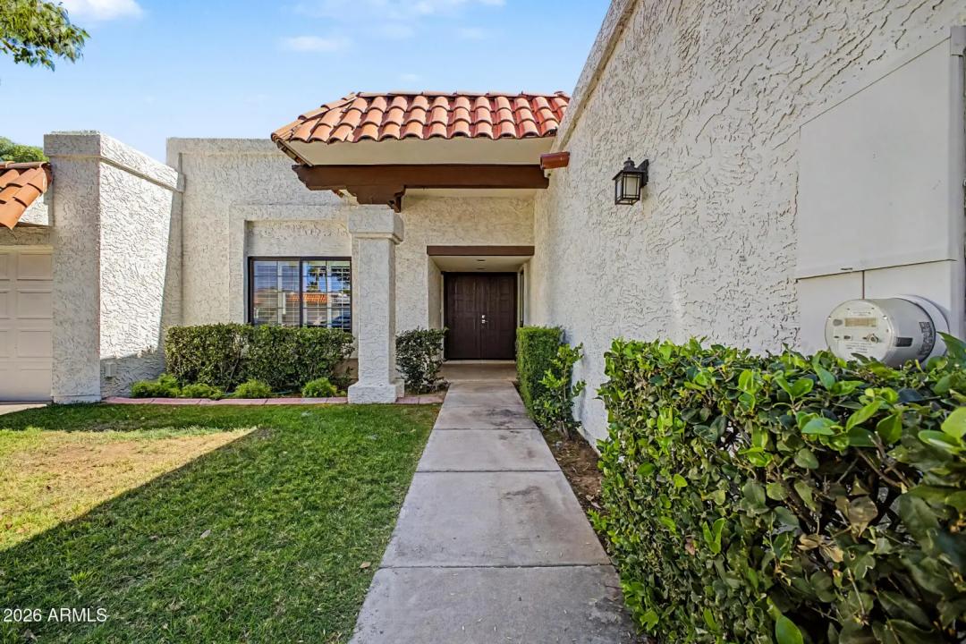 Real Estate Picture 5