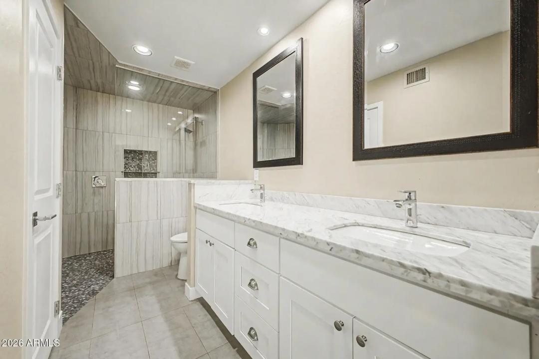 Real Estate Picture 21