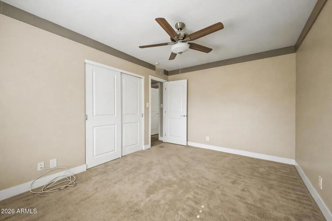 Real Estate Picture 25