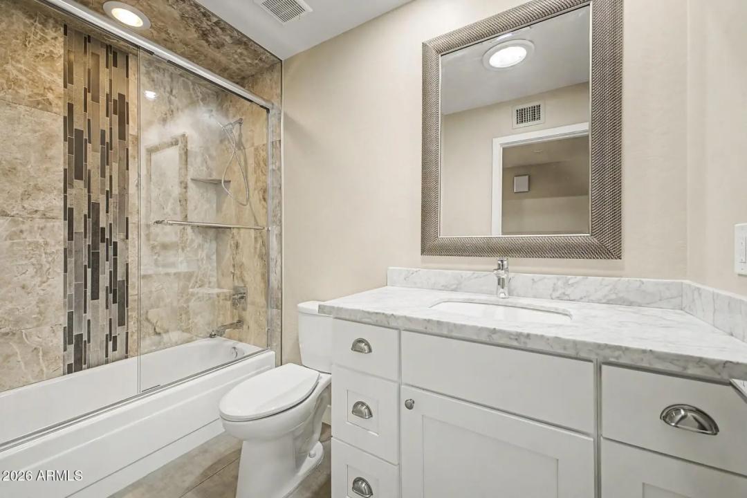 Real Estate Picture 28