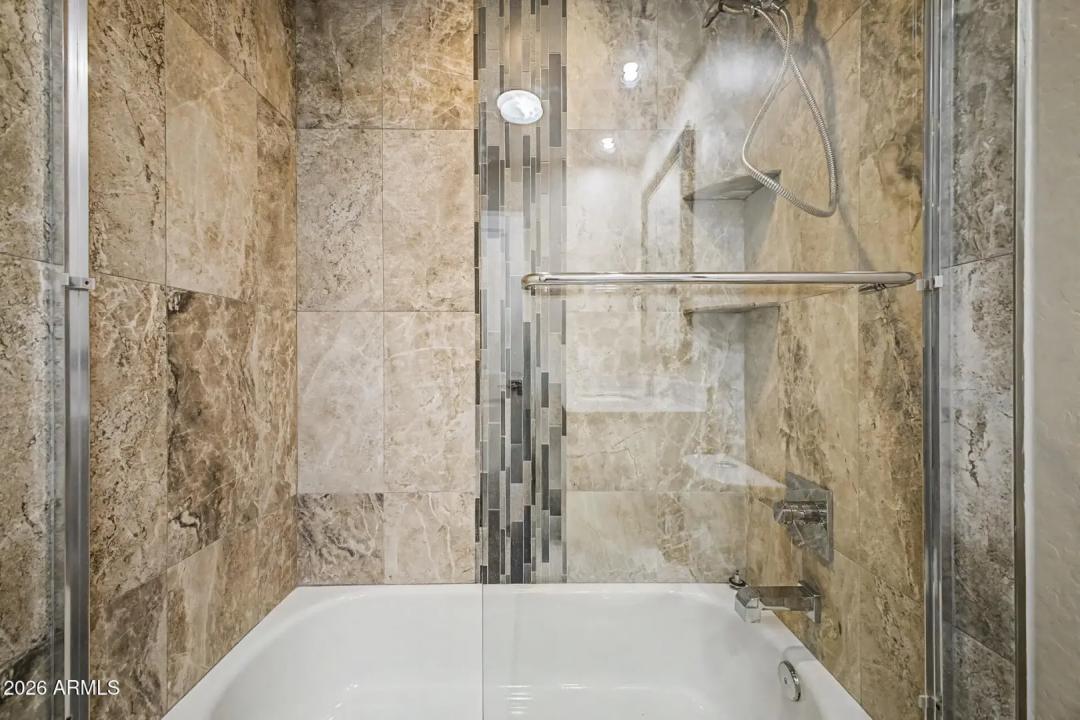 Real Estate Picture 29