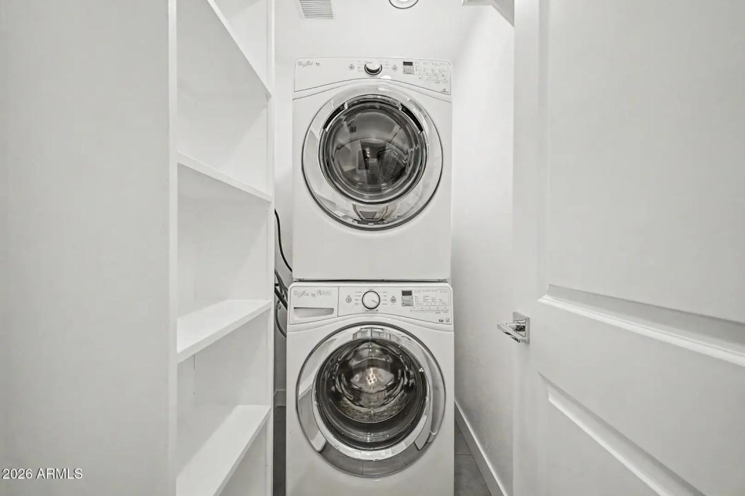 Real Estate Picture 30