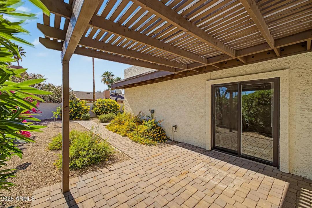 Real Estate Picture 36