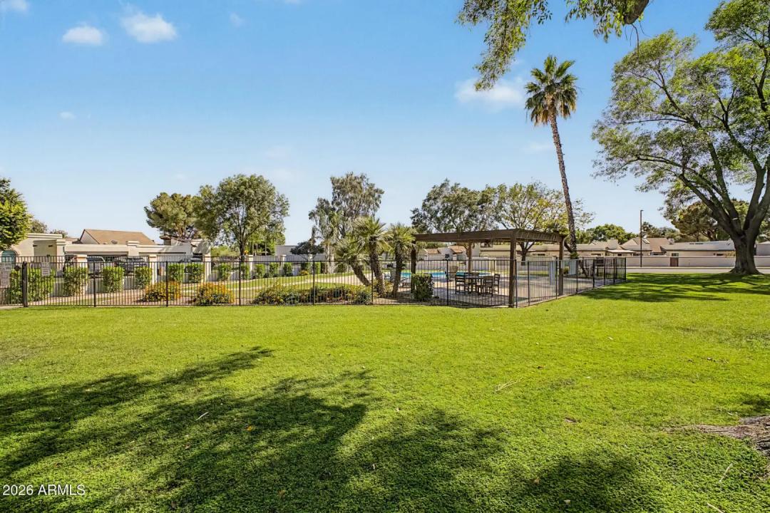 Real Estate Picture 43