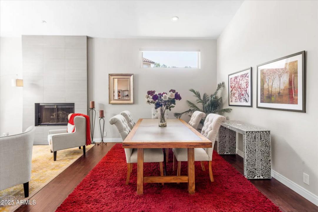 Real Estate Picture 7
