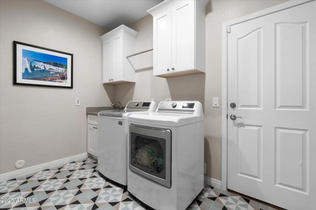 Real Estate Picture 32