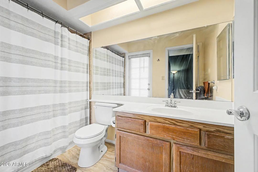 Real Estate Picture 15