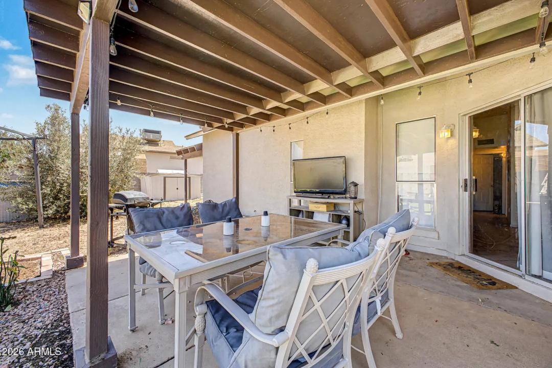 Real Estate Picture 20
